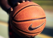 开云体育入口-F1新赛季揭幕战焦点战，比利亚雷亚尔加时取胜牙买加的启示