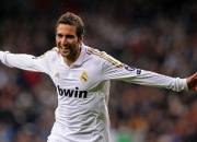 开云世界杯2026-鹰击长空，火种不灭，杰伦·格林扛起休斯顿的复兴火炬