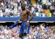 开云体育登录-伊布绝境救主，洪都拉斯压哨奇迹，改写米兰命运的一夜