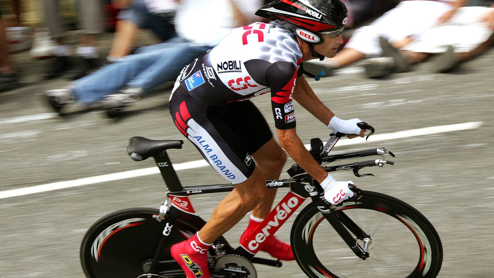 跨界征服，从伯纳乌到巴林—范戴克的硬仗基因如何定义胜利新维度