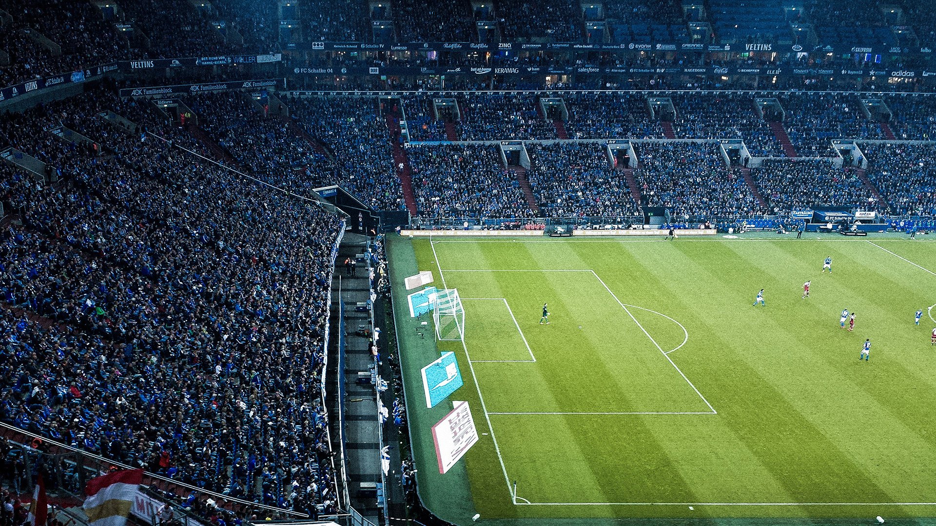 曼城横扫克罗地亚，阿尔瓦雷斯点燃赛场，蓝月军团展现统治级实力